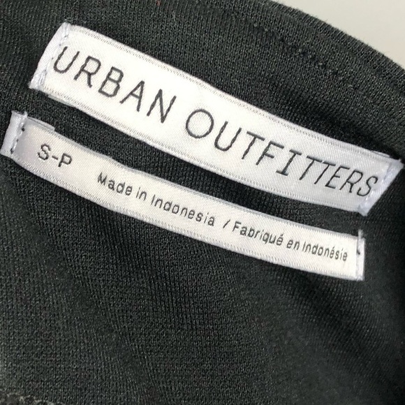 Urban Outfitters UO Black Stretch Notch Hem Mini Skirt S - Picture 5 of 5